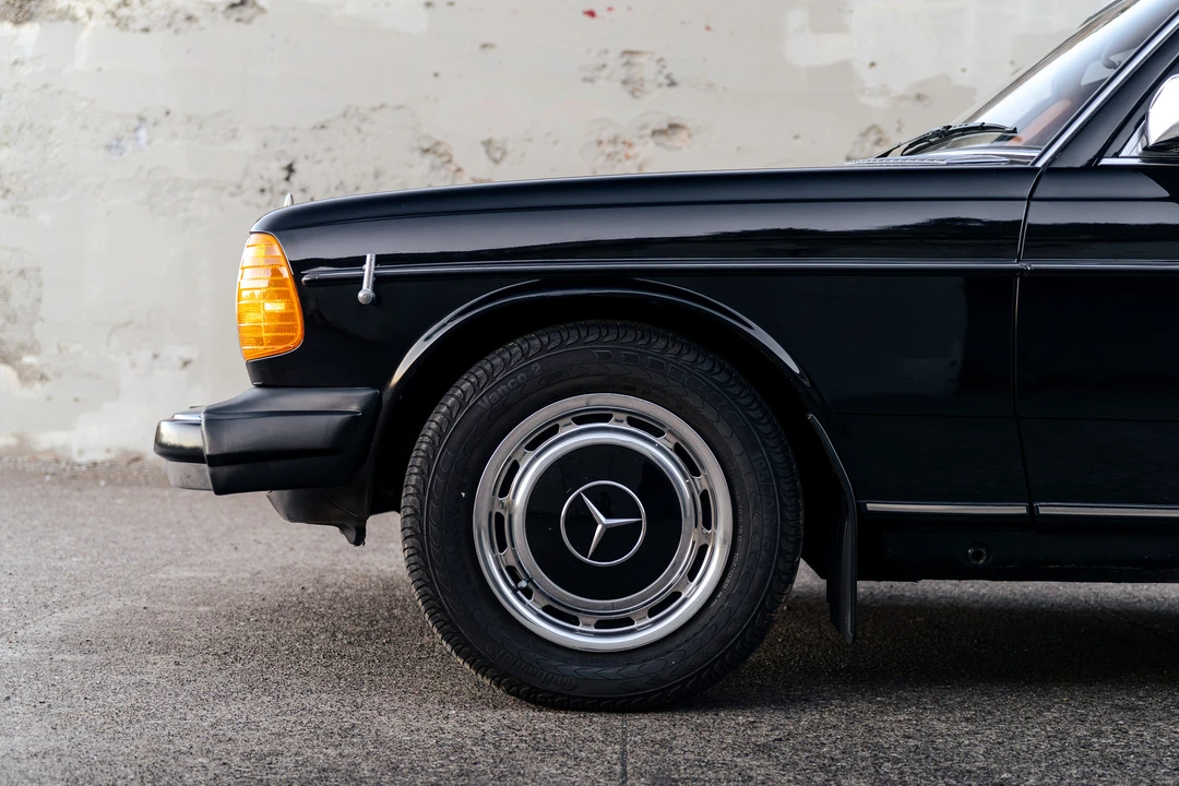 1979 Mercedes-Benz W123 Long Wheelbase (V123) - Image 31 of 31