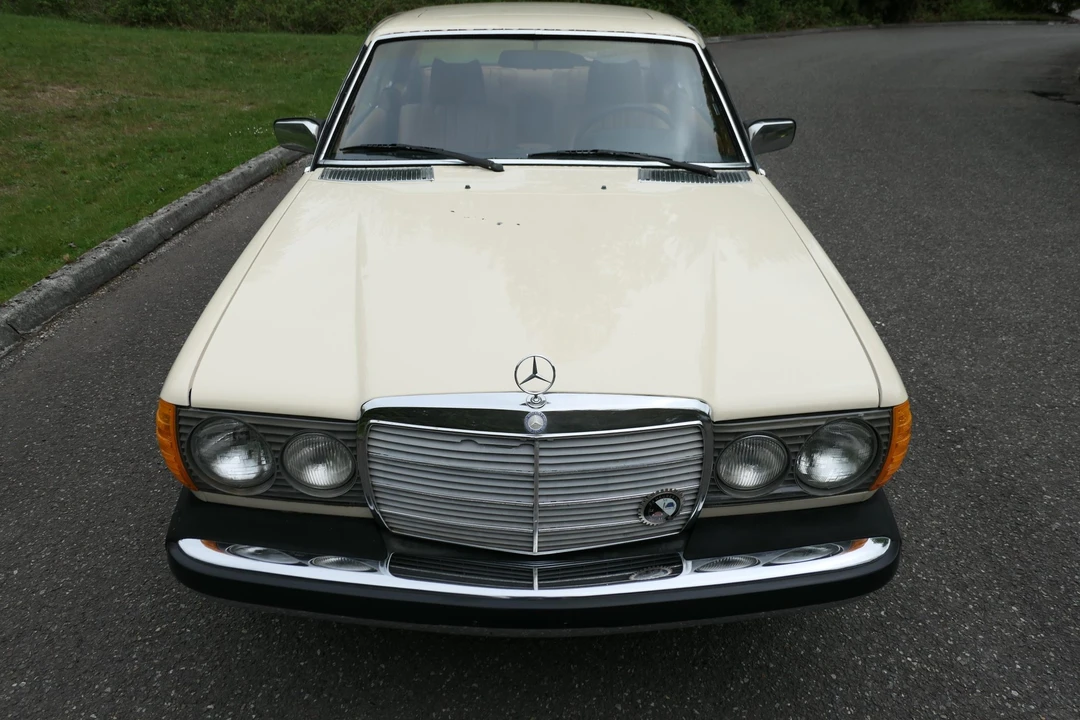 1979 Mercedes-Benz W123 Coupe (C123) - Image 7 of 31
