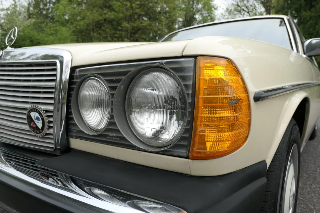 1979 Mercedes-Benz W123 Coupe (C123) - Image 31 of 31