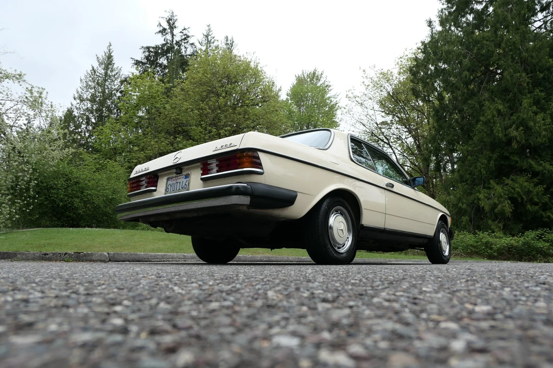 1979 Mercedes-Benz W123 Coupe (C123) - Image 16 of 31