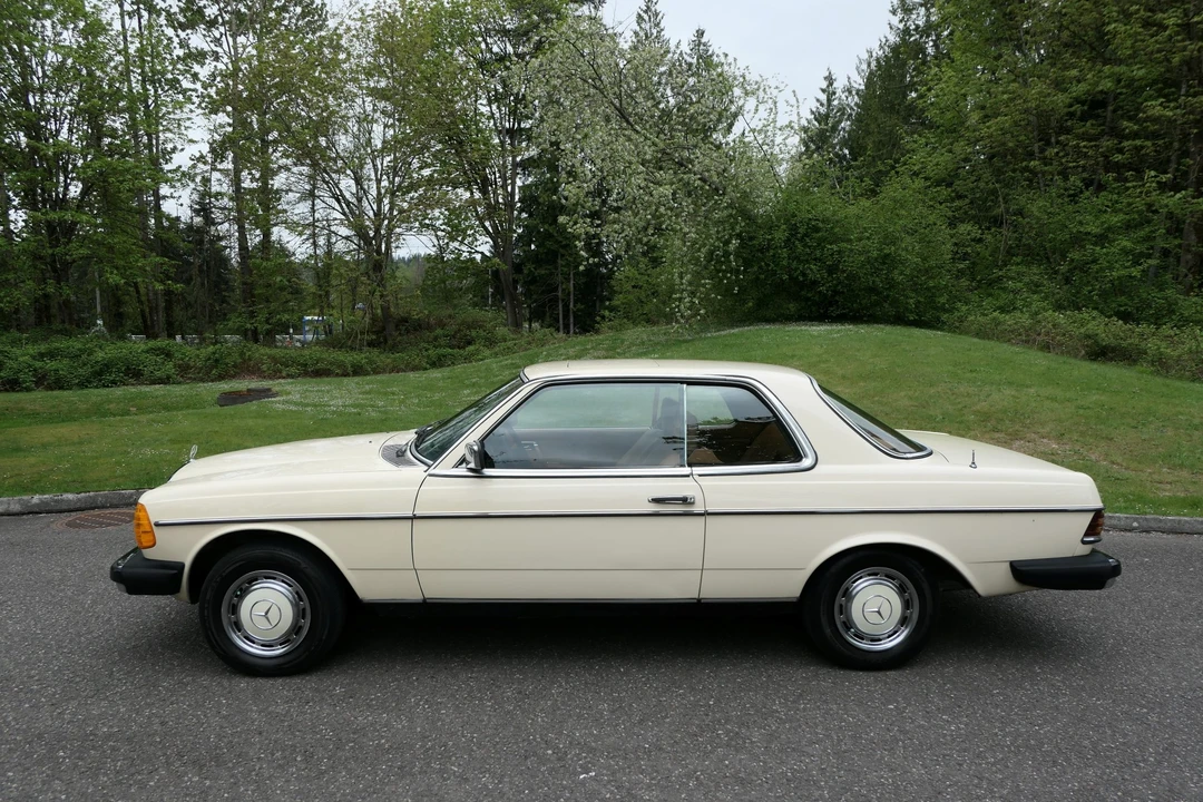 1979 Mercedes-Benz W123 Coupe (C123) - Image 26 of 31