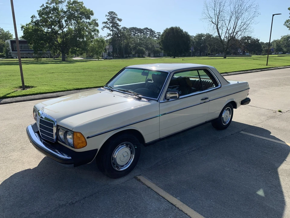 1979 Mercedes-Benz W123 Coupe (C123) - Image 4 of 31