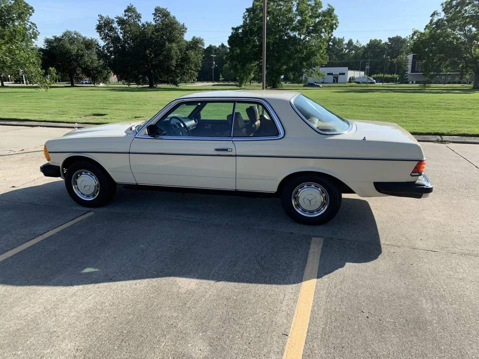 1979 Mercedes-Benz W123 Coupe (C123) - Image 20 of 31