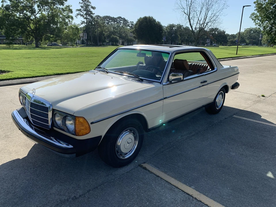 1979 Mercedes-Benz W123 Coupe (C123) - Image 5 of 31