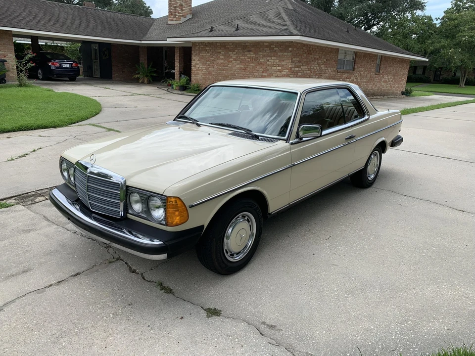 1979 Mercedes-Benz W123 Coupe (C123) - Image 25 of 31