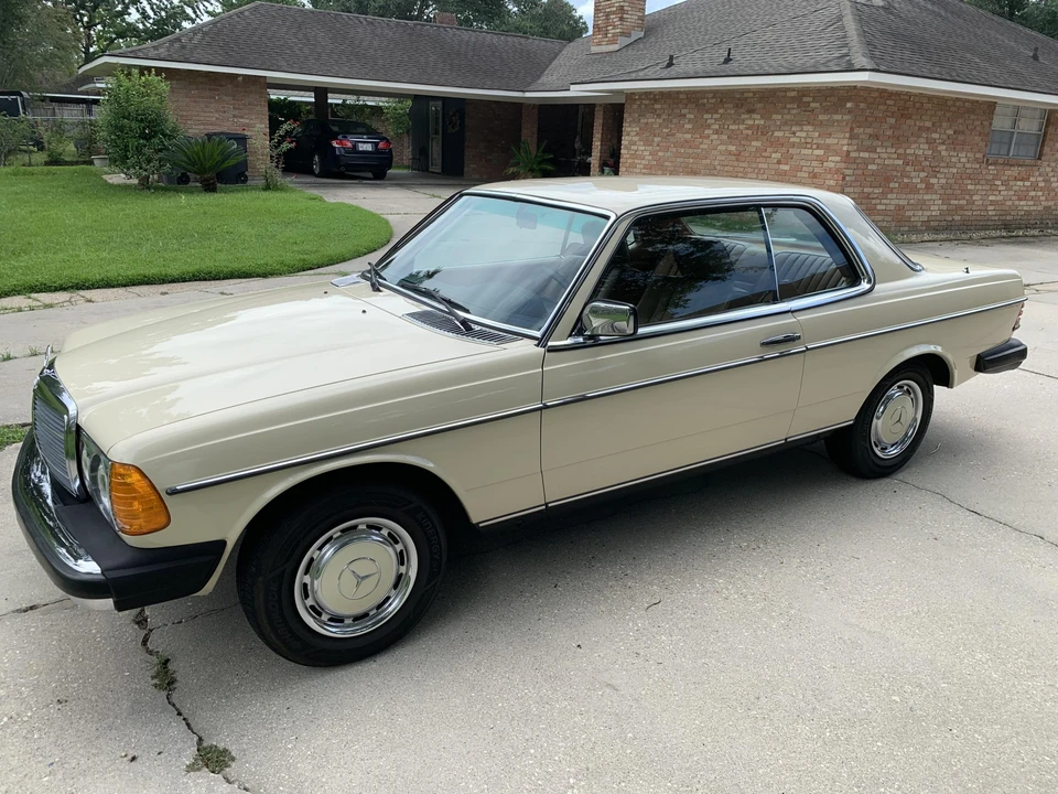 1979 Mercedes-Benz W123 Coupe (C123) - Image 24 of 31