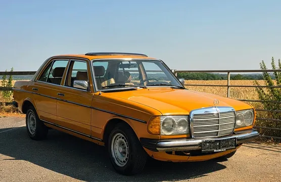 1979 Mercedes-Benz 300D Manual LHD Saloon W123