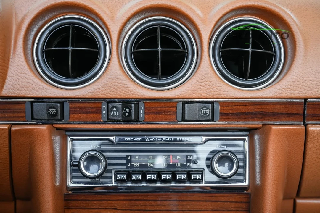 1979 Mercedes-Benz R107 SL-Class - Image 29 of 31