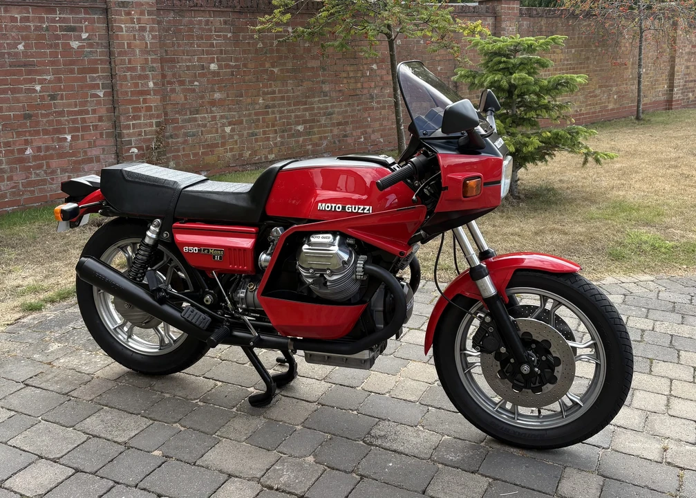 1979 Moto Guzzi Le Mans - Image 9 of 31