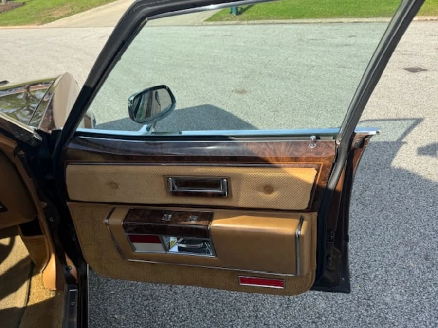 1979 Oldsmobile 98 - Image 24 of 28