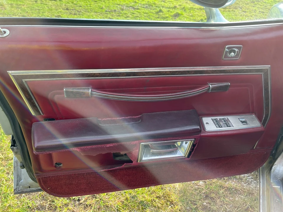 1979 Oldsmobile Custom Cruiser - Image 28 of 30