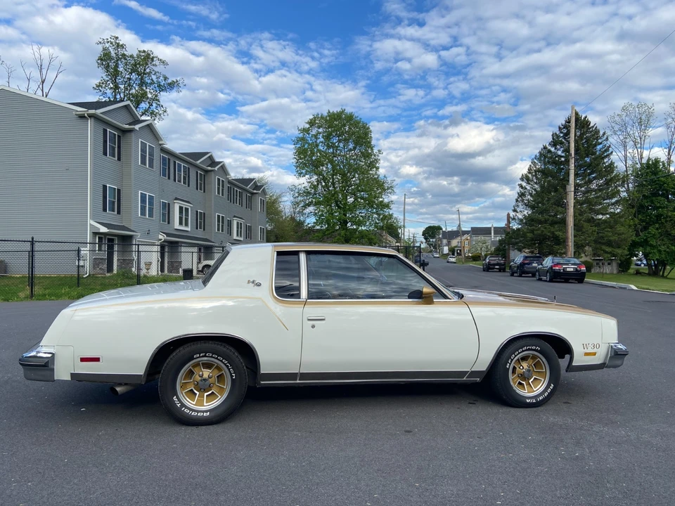 1979 Oldsmobile Cutlass 5th Gen - Image 7 of 31
