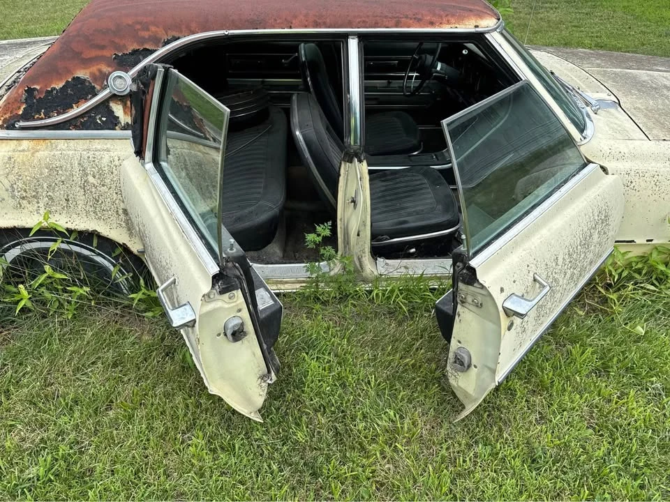 1979 Oldsmobile Cutlass 5th Gen - Image 2 of 6