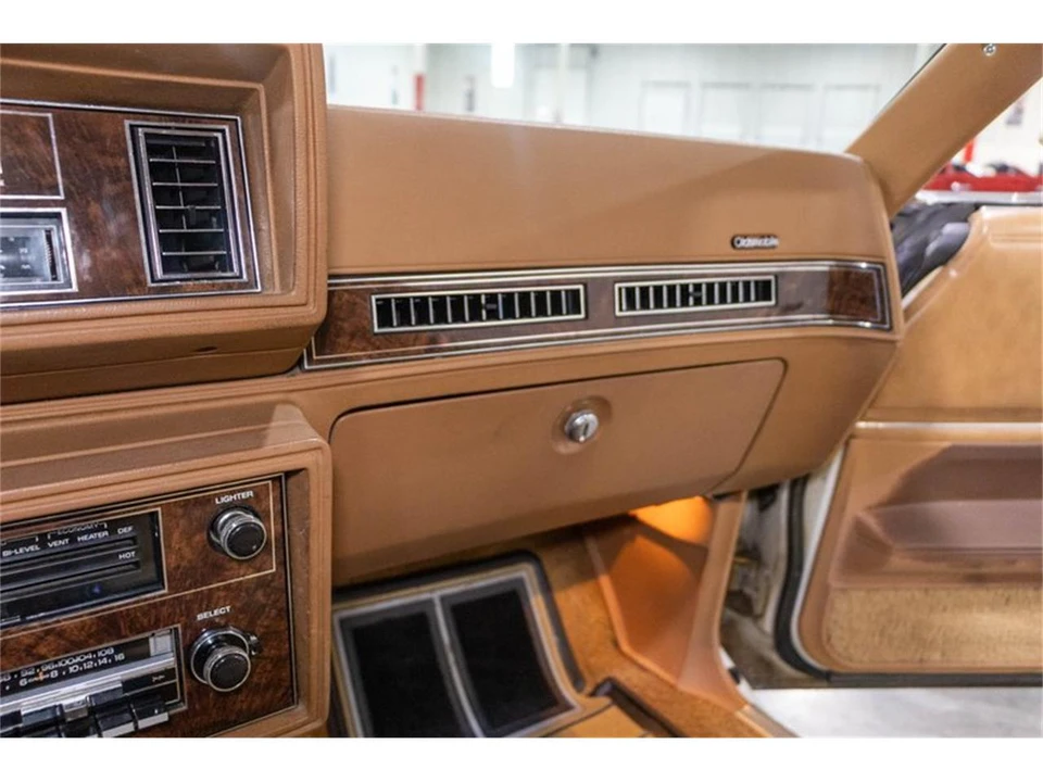 1979 Oldsmobile Cutlass 5th Gen - Image 14 of 31
