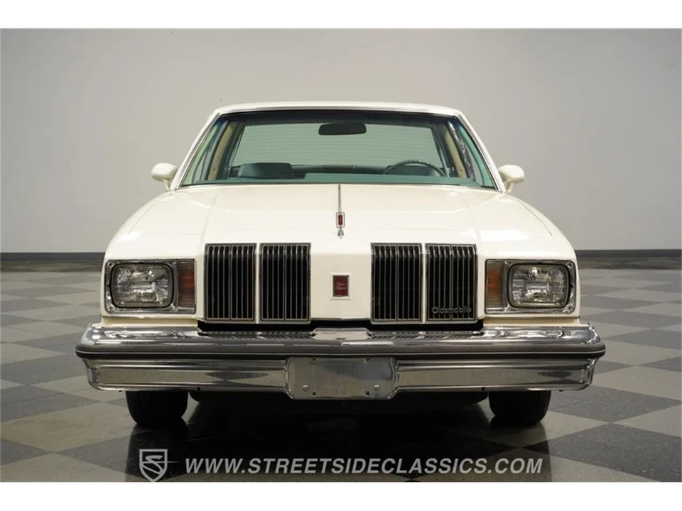 1979 Oldsmobile Cutlass 5th Gen - Image 16 of 31