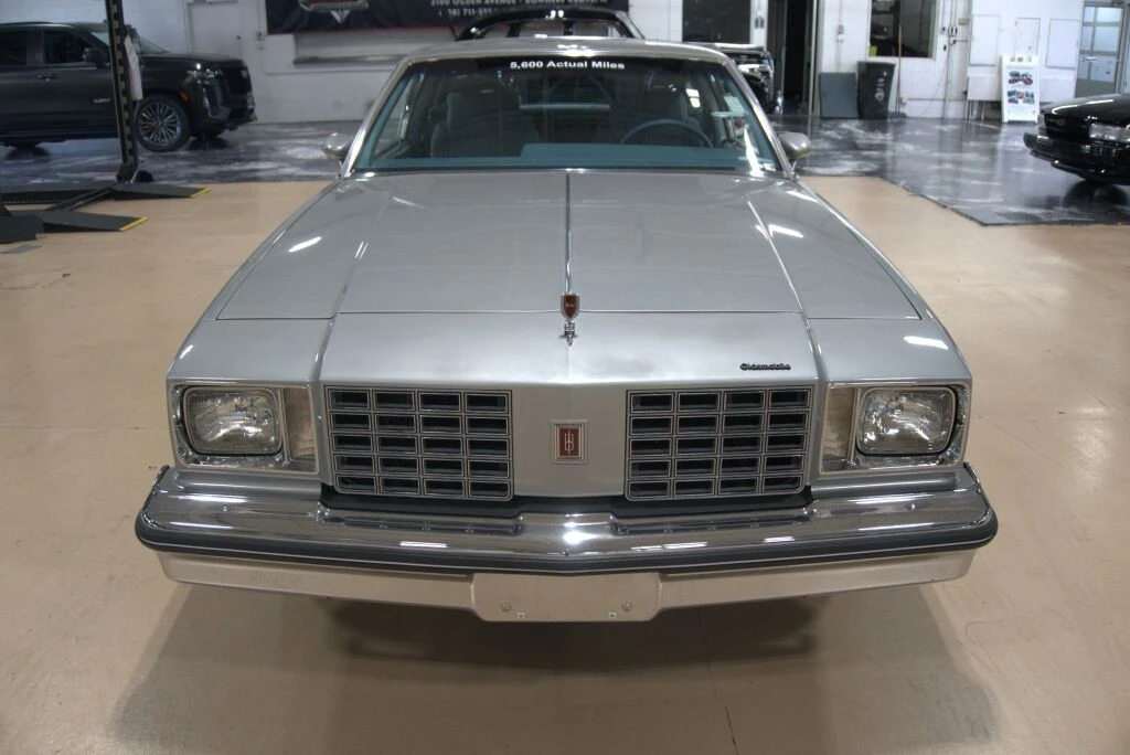 1979 Oldsmobile Cutlass 5th Gen - Image 8 of 12