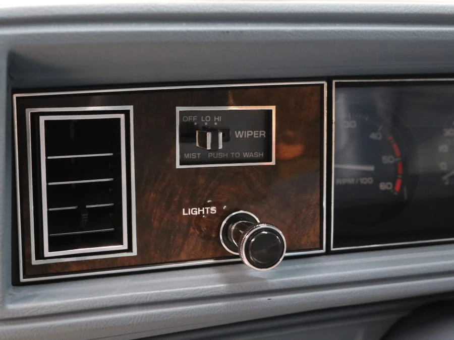 1979 Oldsmobile Cutlass 5th Gen - Image 25 of 31