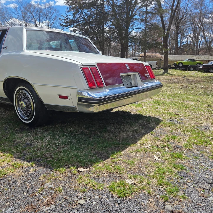 1979 Oldsmobile Cutlass 5th Gen - Image 13 of 21