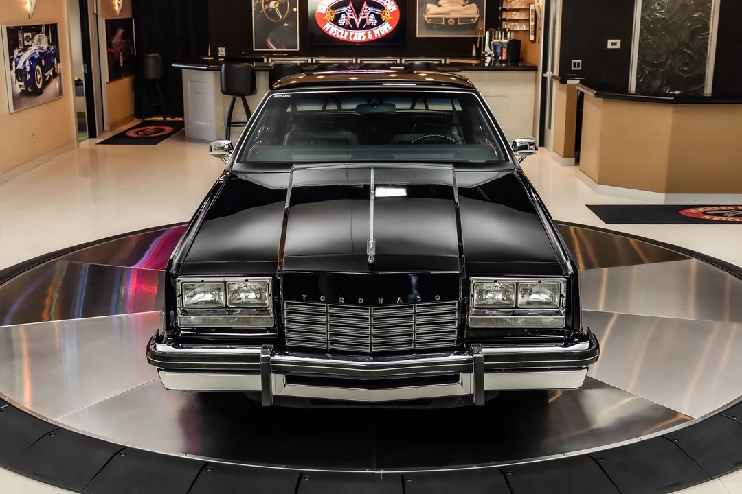 1979 Oldsmobile Toronado - Image 9 of 21