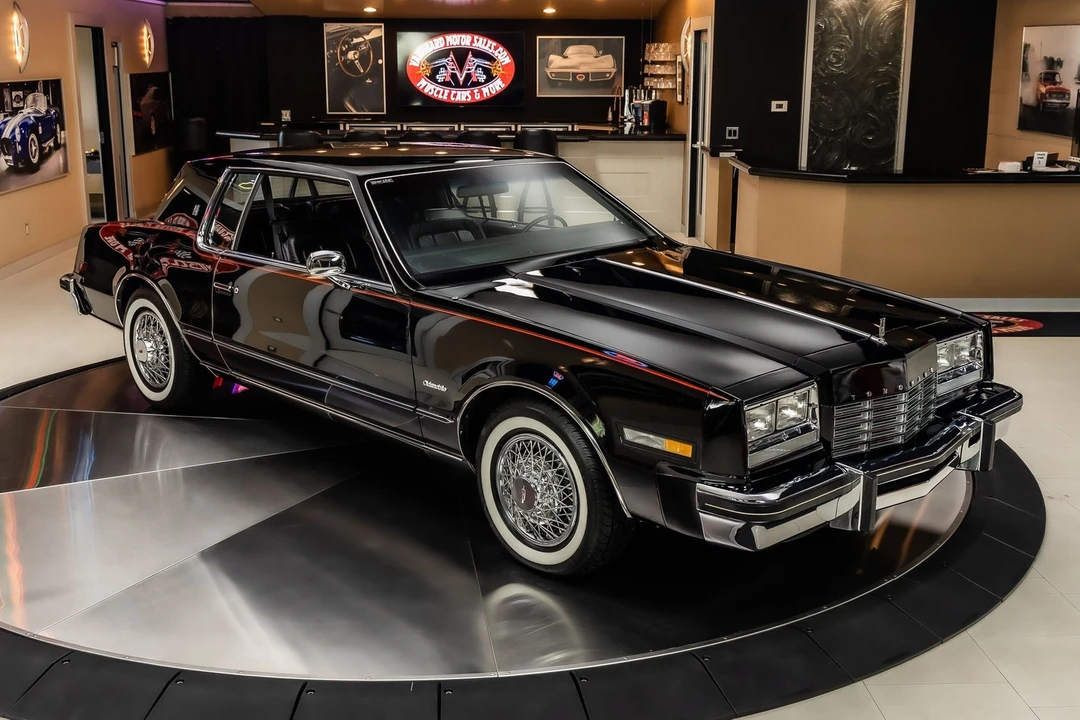 1979 Oldsmobile Toronado - Image 11 of 21