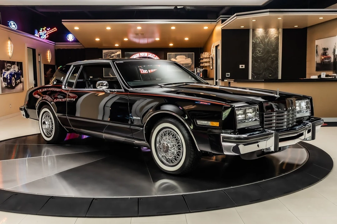 1979 Oldsmobile Toronado - Image 10 of 21