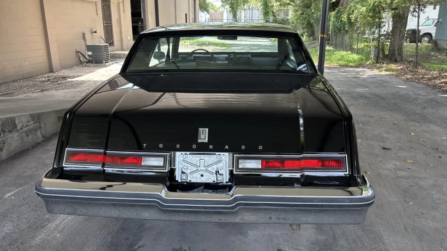 1979 Oldsmobile Toronado - Image 6 of 19