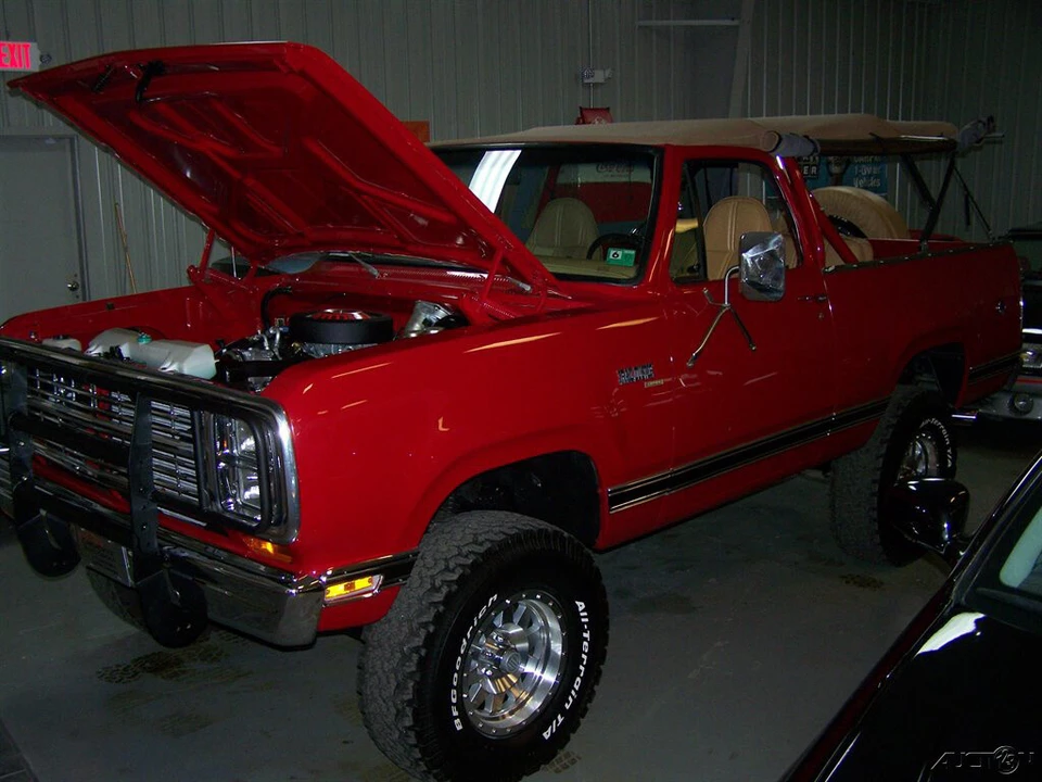 1979 Plymouth Trail Duster - Image 16 of 21
