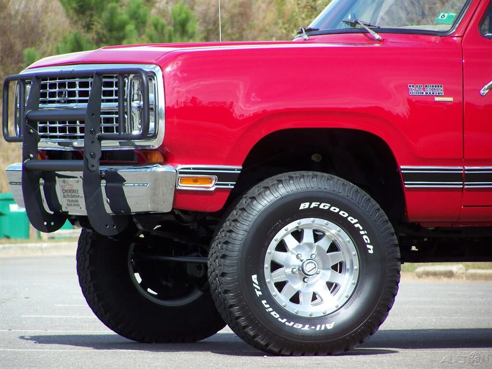 1979 Plymouth Trail Duster - Image 13 of 21