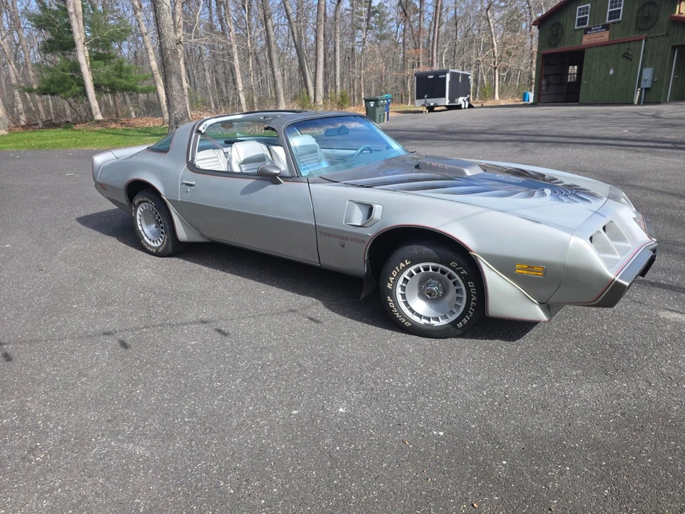 1979 Pontiac Firebird 2nd Gen - Image 28 of 31