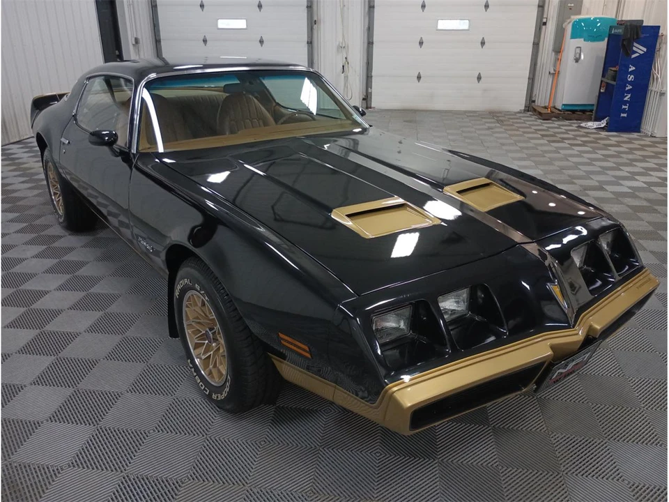 1979 Pontiac Firebird 2nd Gen - Image 5 of 31