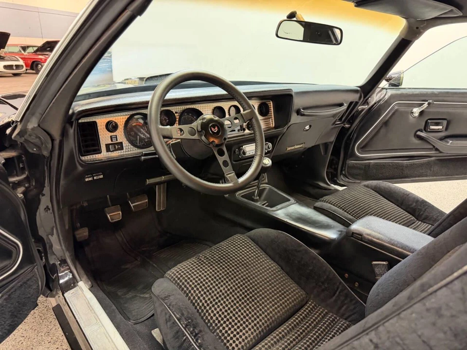 1979 Pontiac Firebird 2nd Gen - Image 23 of 31