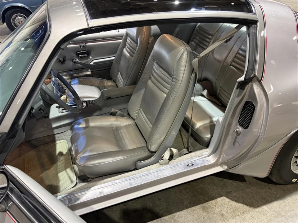 1979 Pontiac Firebird 2nd Gen - Image 11 of 24