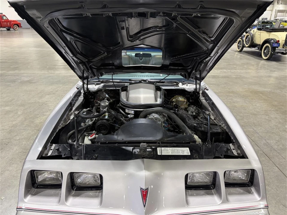 1979 Pontiac Firebird 2nd Gen - Image 19 of 24