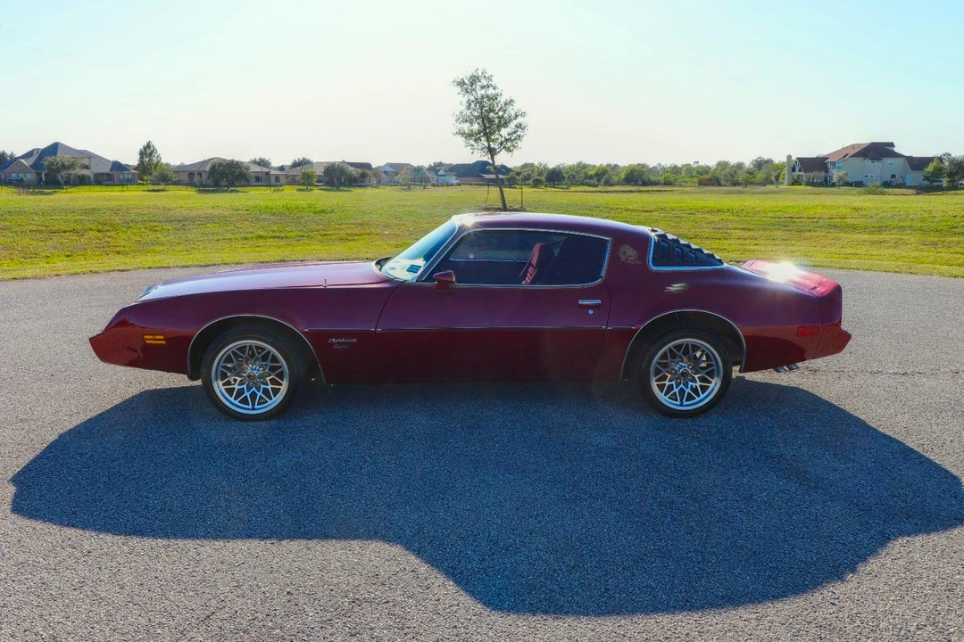 1979 Pontiac Firebird Esprit 2nd Gen - Image 13 of 31