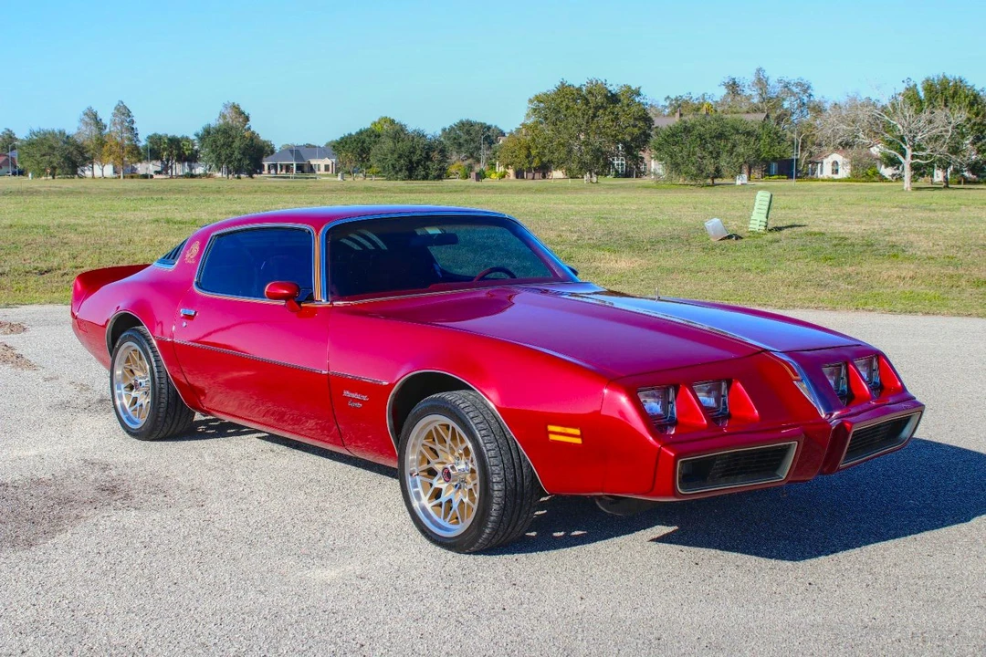 1979 Pontiac Firebird Esprit 2nd Gen - Image 6 of 31