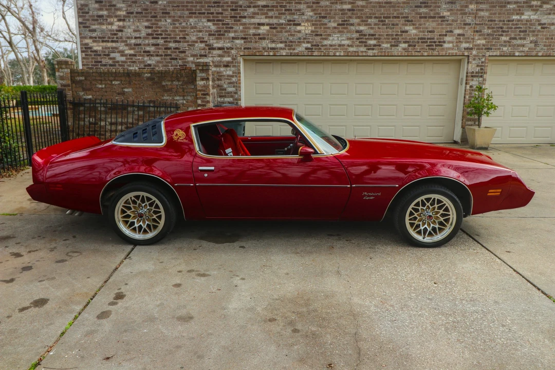 1979 Pontiac Firebird Esprit 2nd Gen - Image 23 of 31