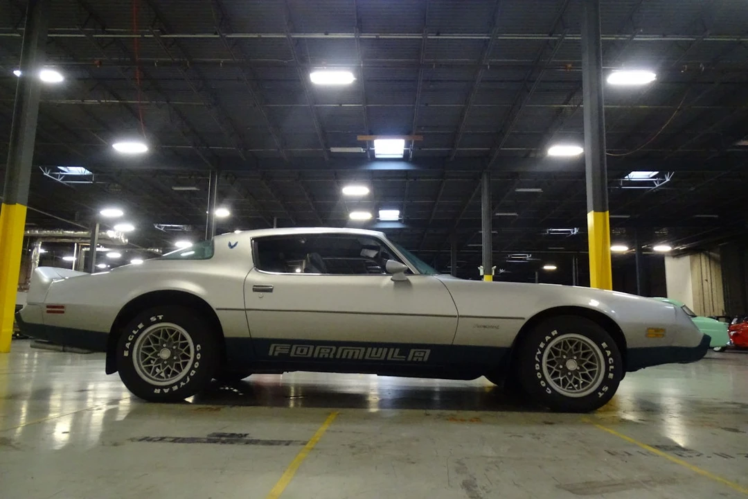 1979 Pontiac Firebird 2nd Gen - Image 19 of 31