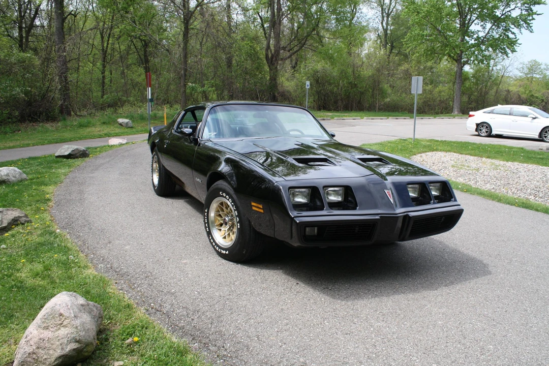 1979 Pontiac Firebird 2nd Gen - Image 12 of 31