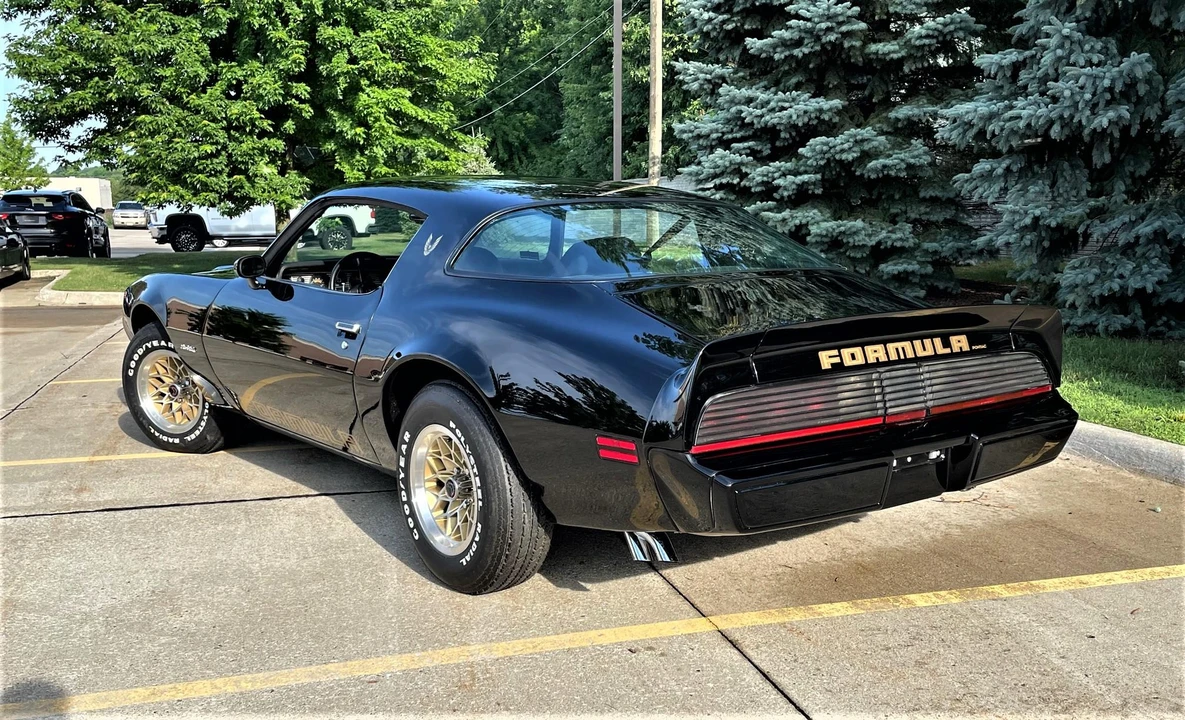 1979 Pontiac Firebird 2nd Gen - Image 10 of 31
