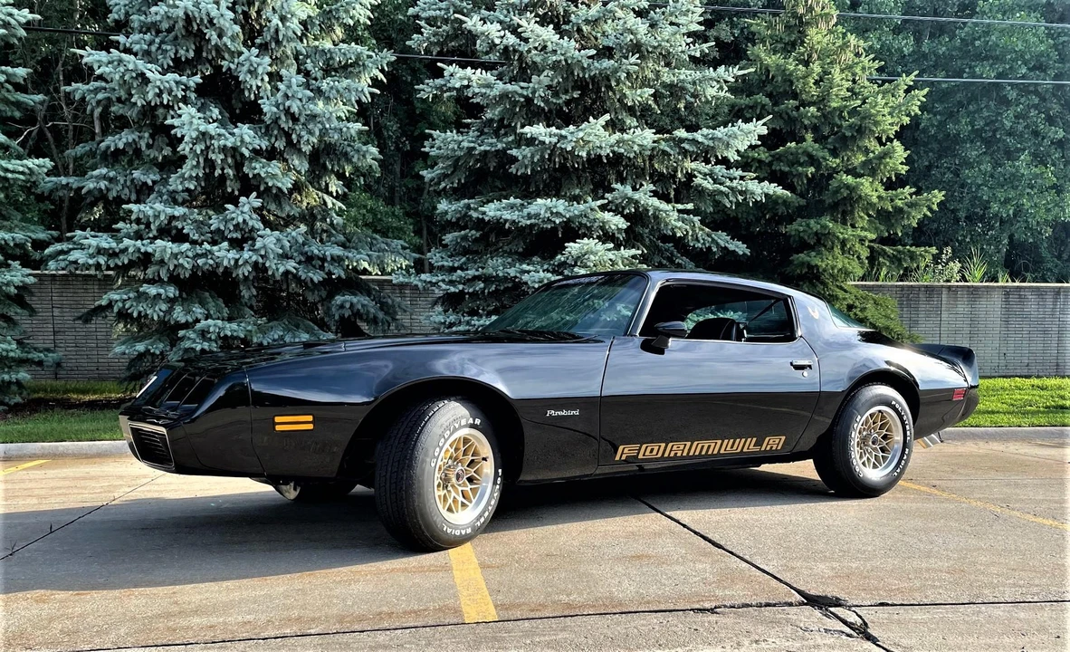 1979 Pontiac Firebird 2nd Gen - Image 15 of 31