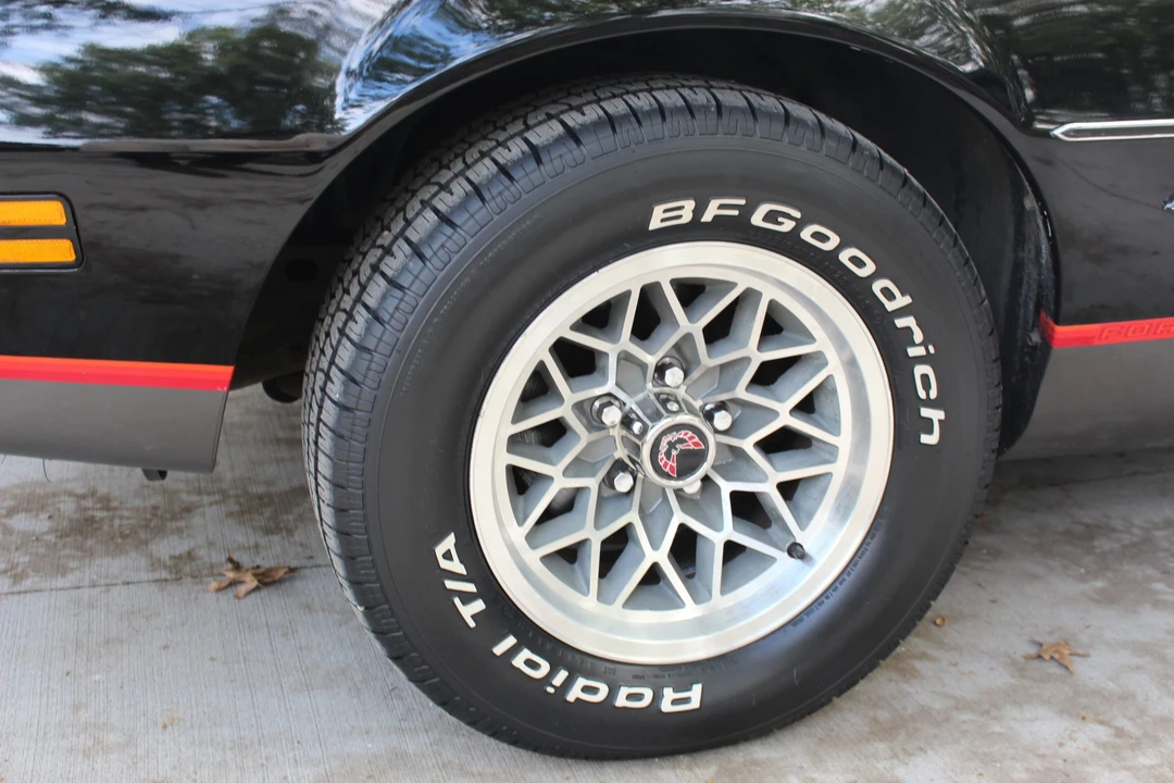 1979 Pontiac Firebird 2nd Gen - Image 28 of 31