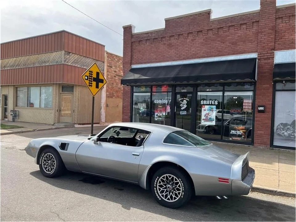 1979 Pontiac Firebird Trans Am 2nd Gen - Image 4 of 20