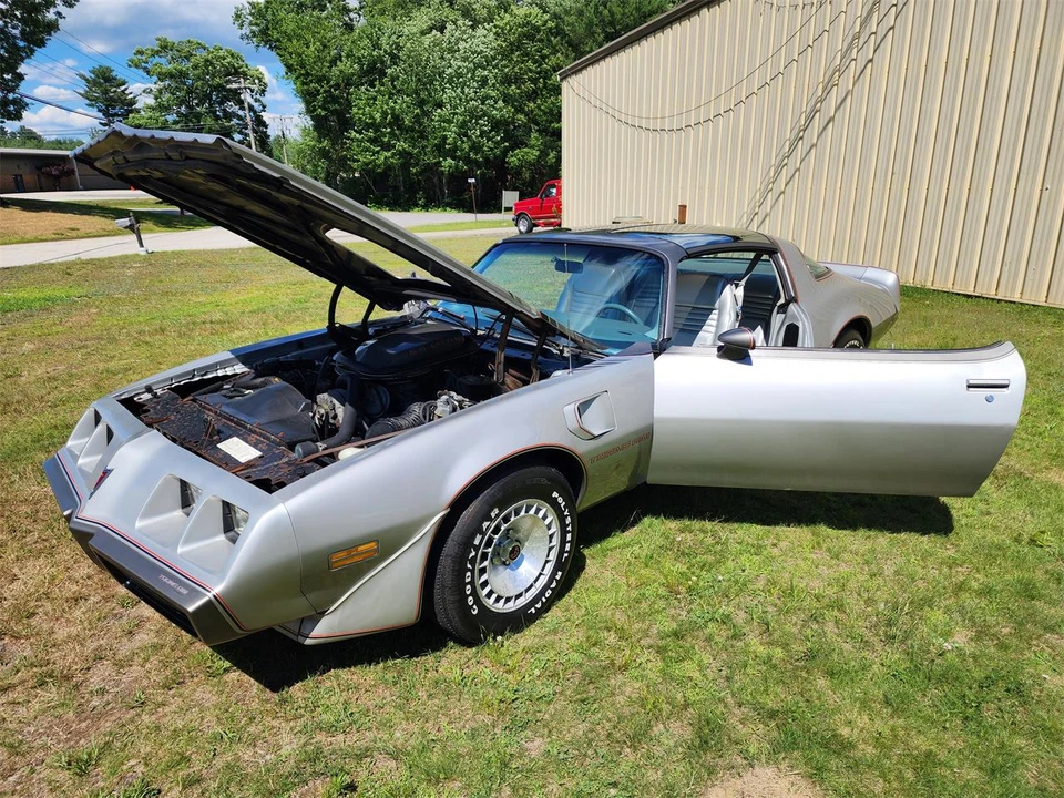 1979 Pontiac Firebird Trans Am 2nd Gen - Image 10 of 31