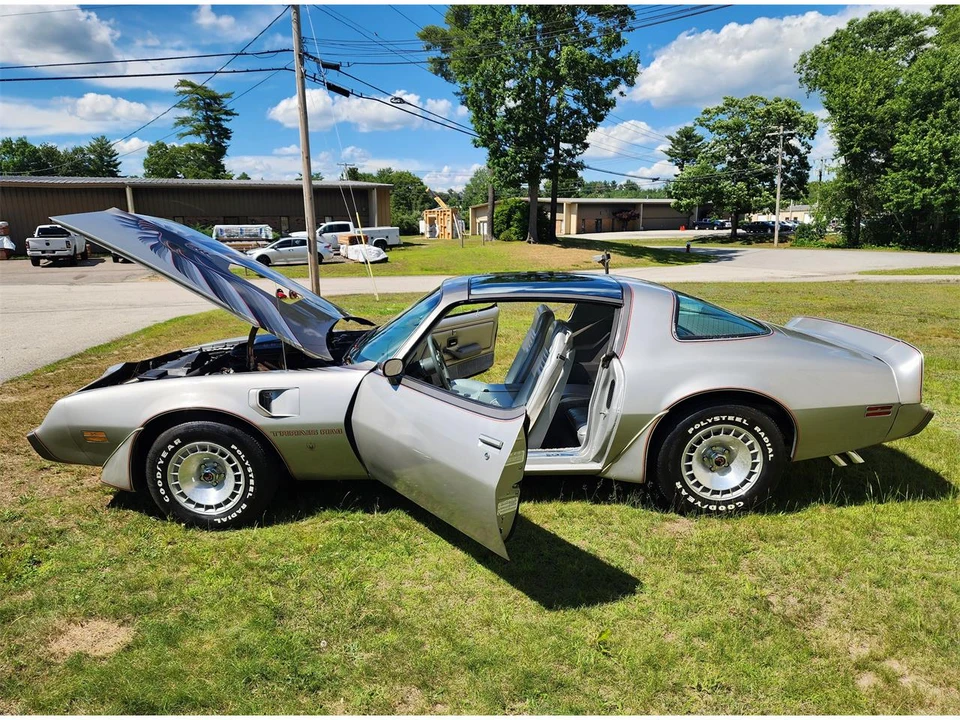 1979 Pontiac Firebird Trans Am 2nd Gen - Image 17 of 31