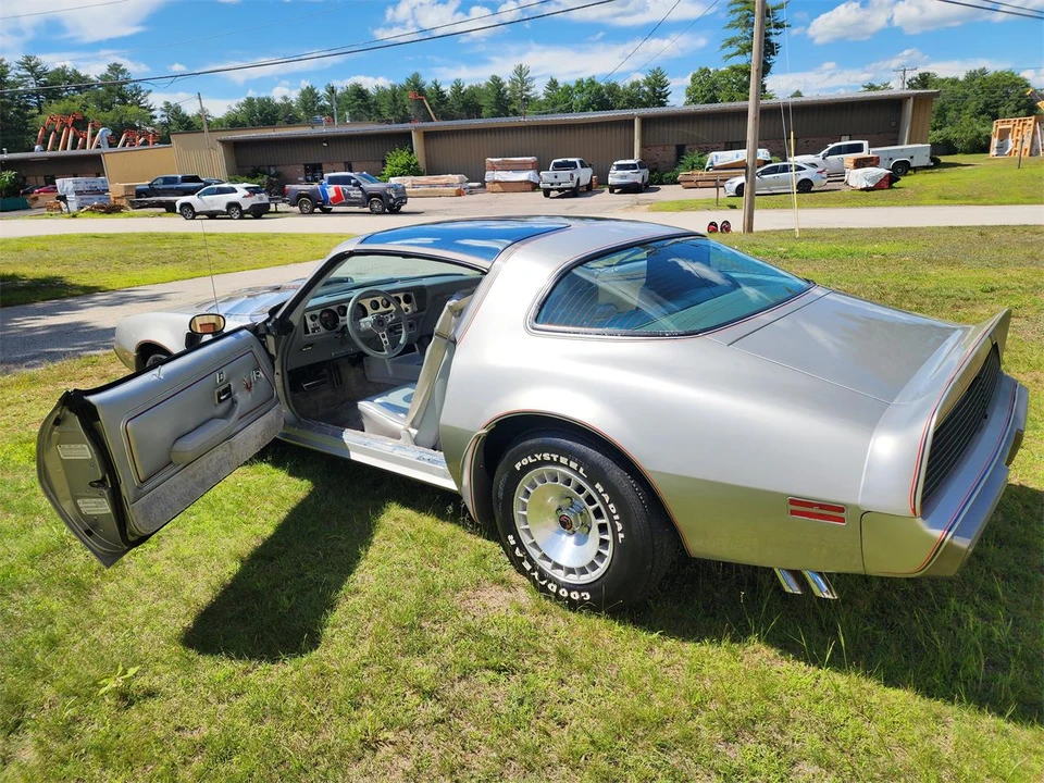 1979 Pontiac Firebird Trans Am 2nd Gen - Image 11 of 31
