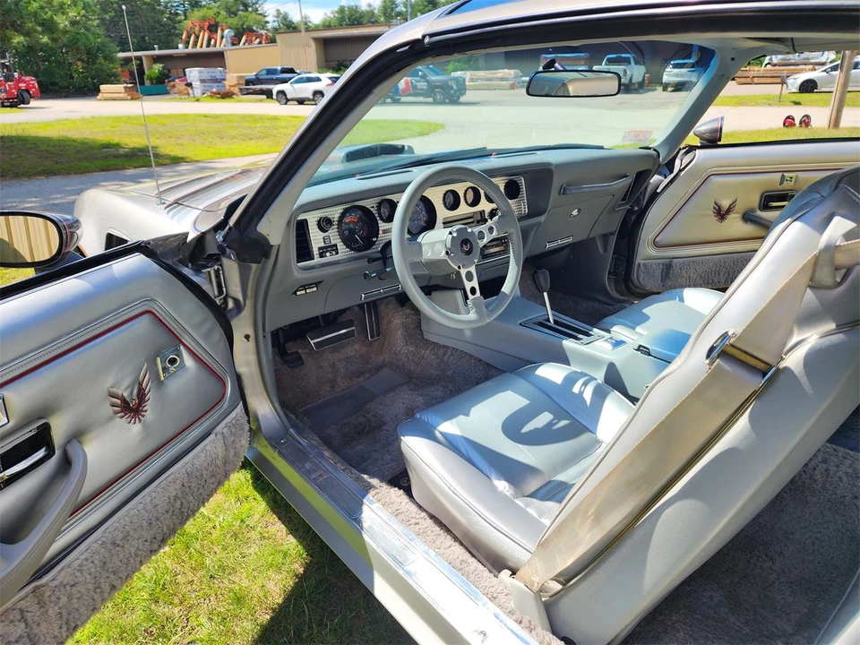 1979 Pontiac Firebird Trans Am 2nd Gen - Image 25 of 31