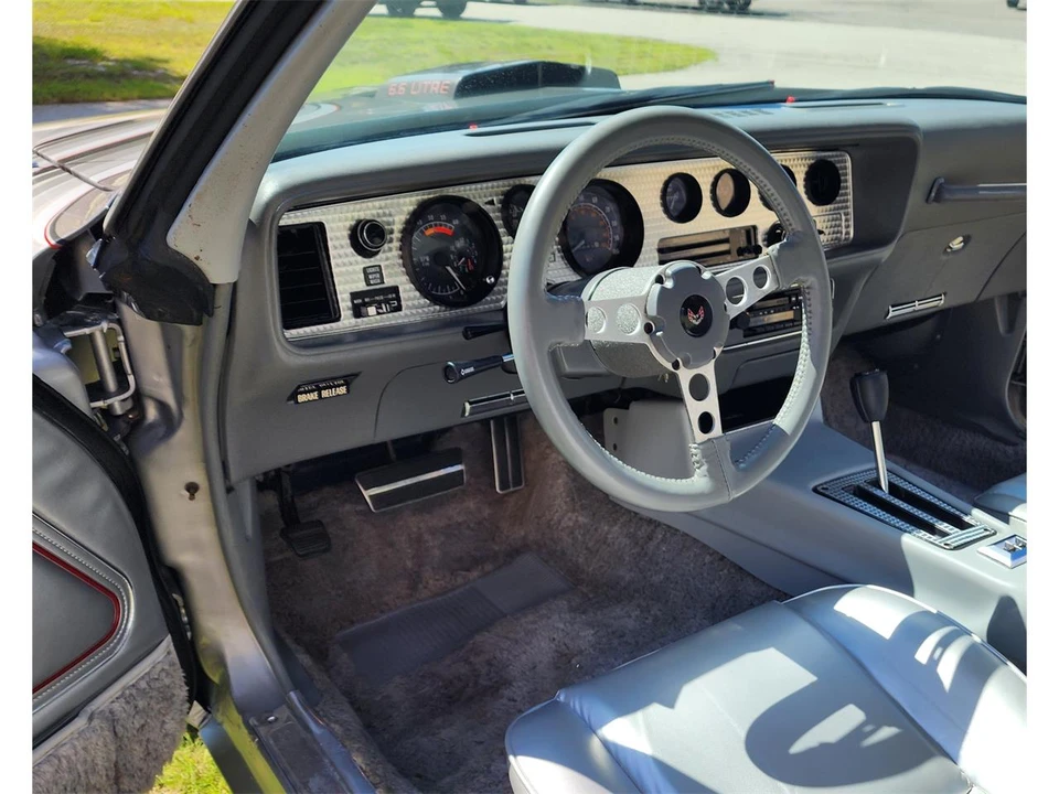 1979 Pontiac Firebird Trans Am 2nd Gen - Image 28 of 31