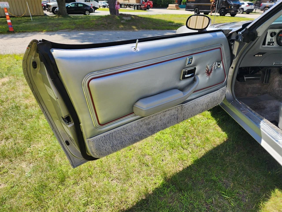 1979 Pontiac Firebird Trans Am 2nd Gen - Image 23 of 31