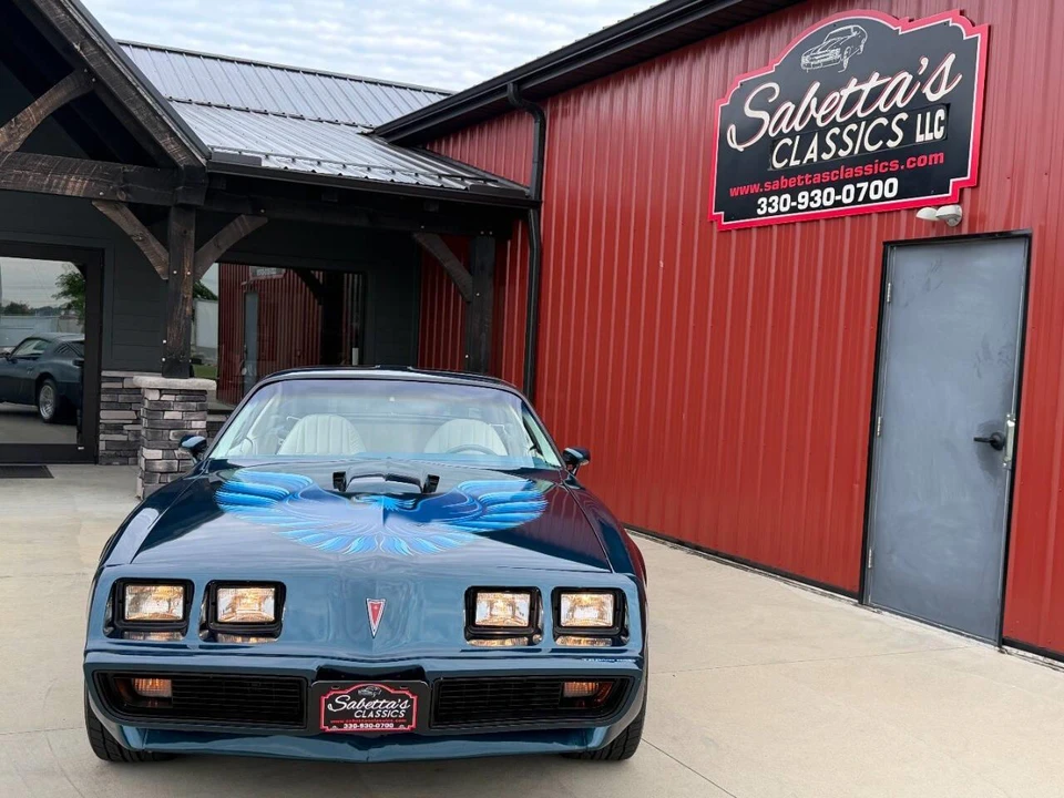 1979 Pontiac Firebird Trans Am 2nd Gen - Image 2 of 31