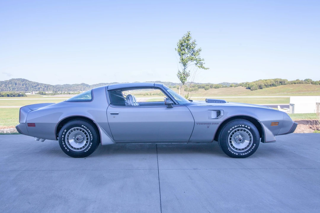 1979 Pontiac Firebird Trans Am 2nd Gen - Image 24 of 31